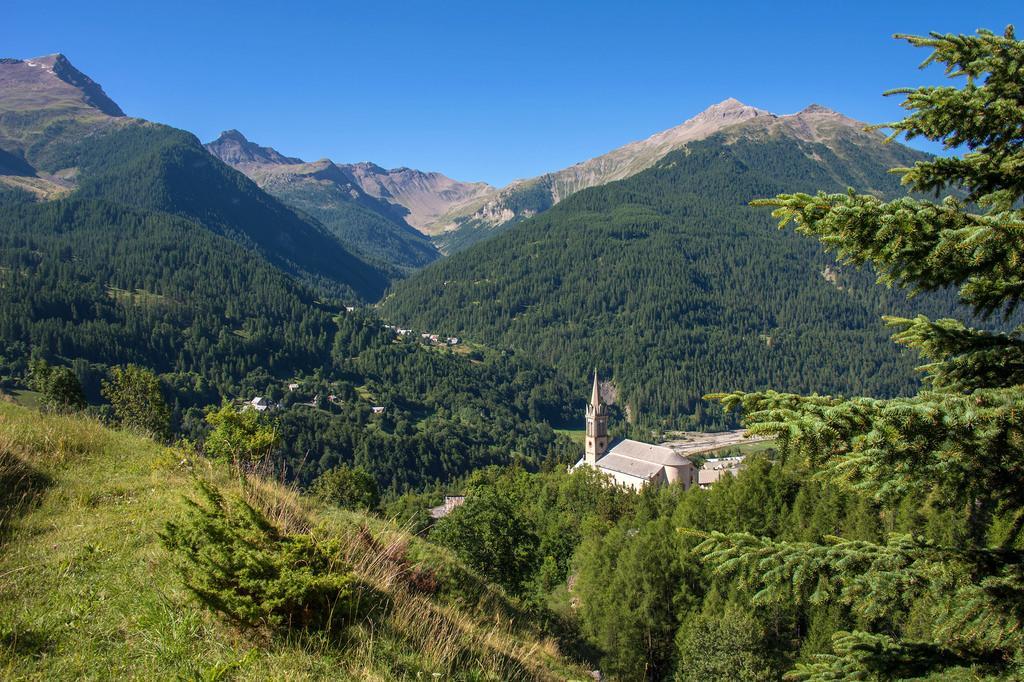 Отель Le Montagnou Орсьер Экстерьер фото